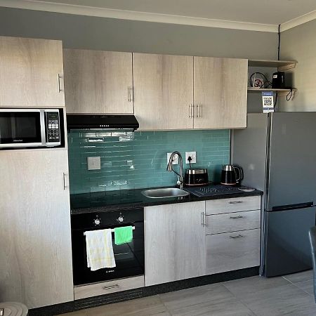 Mogwase Elephant House, 2 Bedroom House, Next To Pilanesberg And Sun City מראה חיצוני תמונה