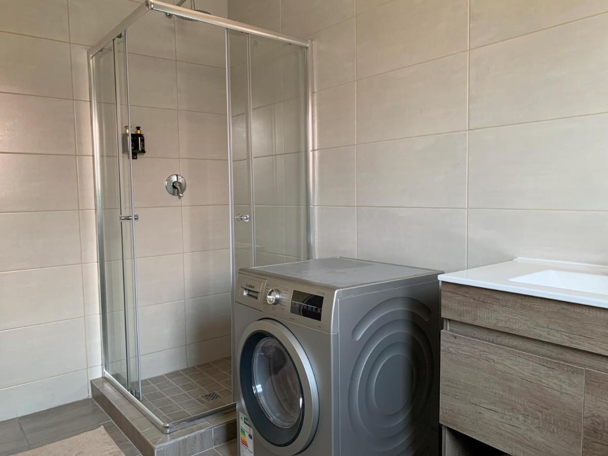 Mogwase Elephant House, 2 Bedroom House, Next To Pilanesberg And Sun City מראה חיצוני תמונה